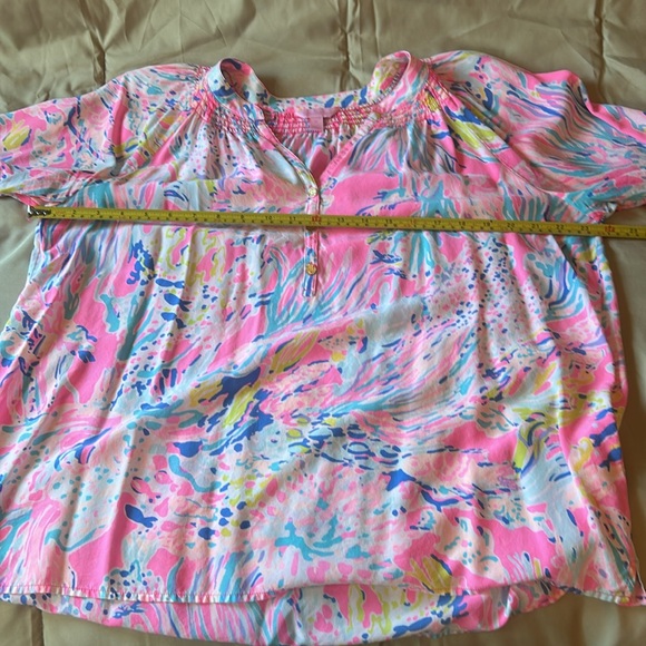 Lilly Pulitzer silk floral blouse - Picture 3 of 7